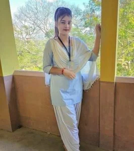 405403802761836b3dd7578bc1fd4894-266x300